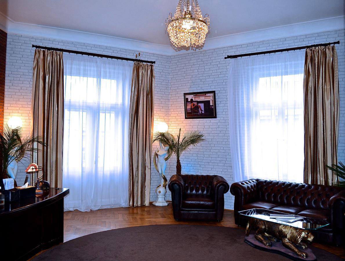 Apartment Luxury Versace