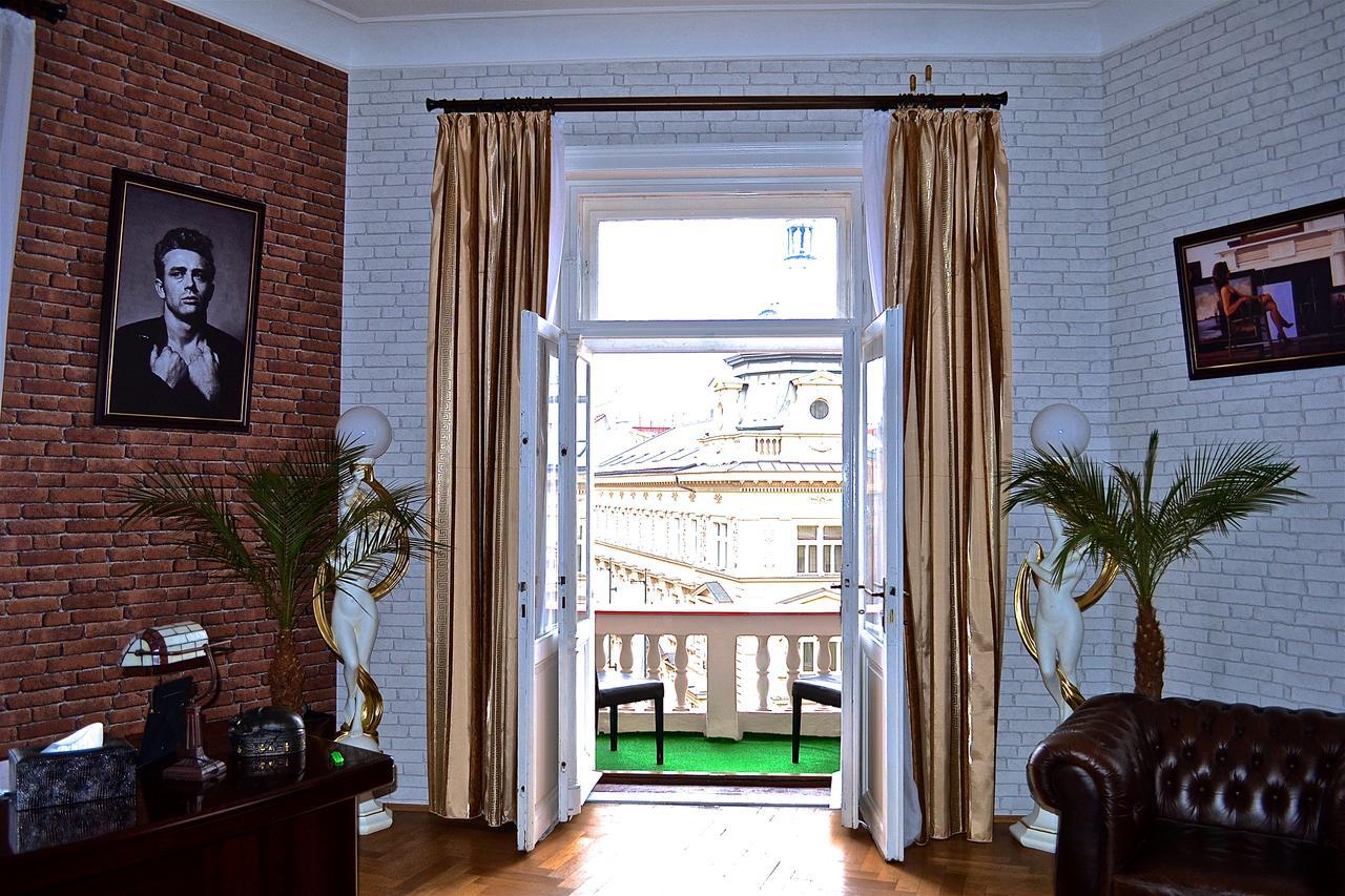 Apartment Luxury Versace