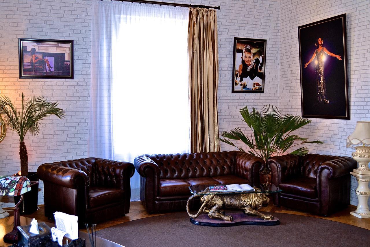 Apartment Luxury Versace