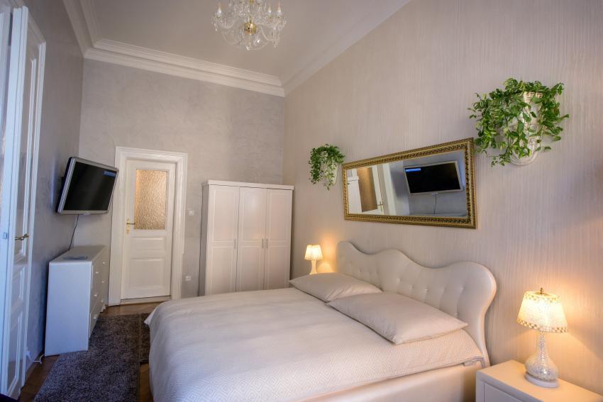 Apartment Luxury Versace