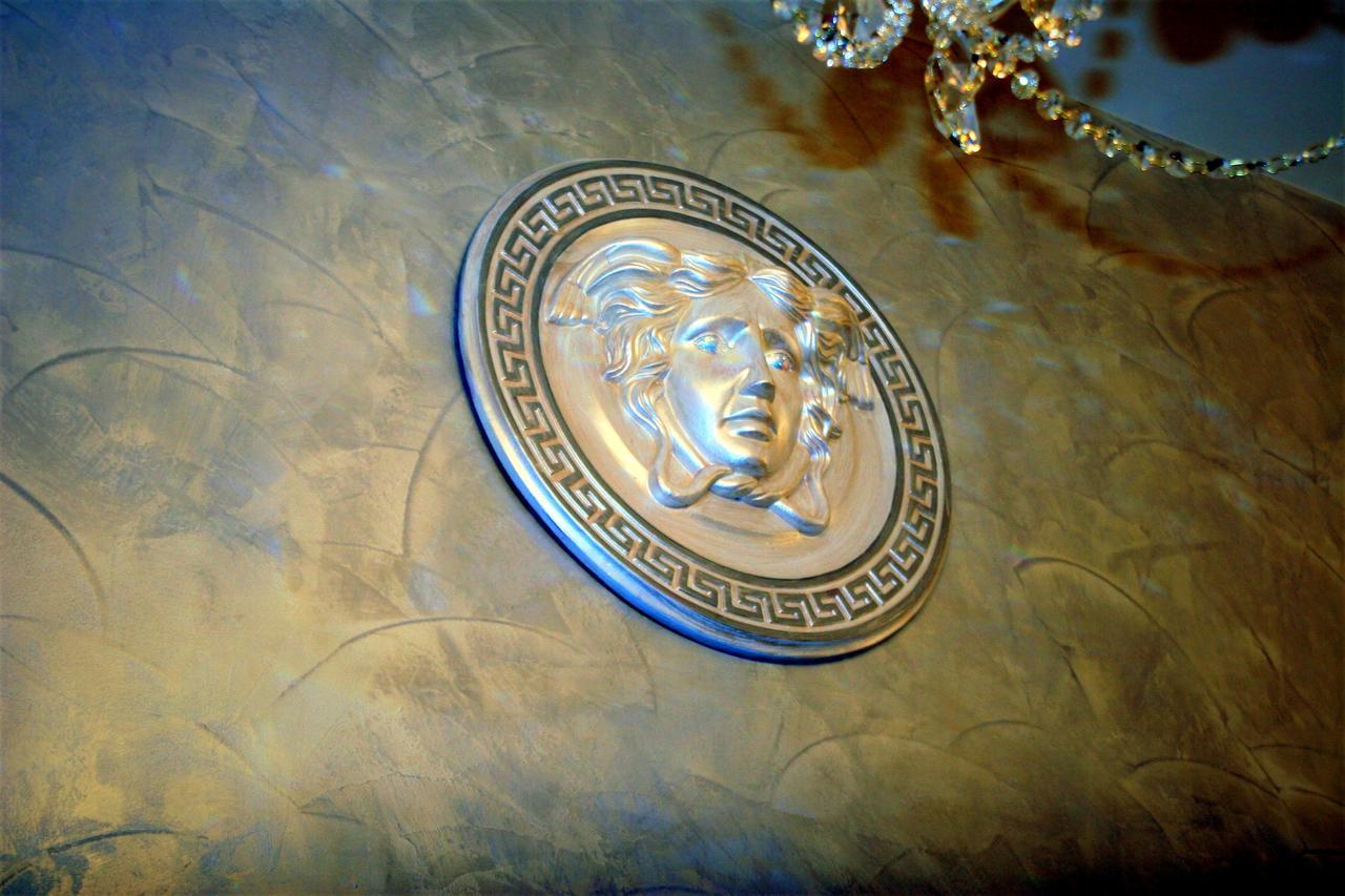 Luxury Versace
